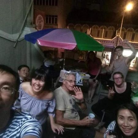 Vloft Backpackers Hostel Ipoh Buitenkant foto